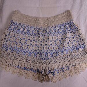 BEAUTEES - GIRLS BLUE & IVORY LACE BOHO BOHEMIAN SKORT - SIZE L(12)